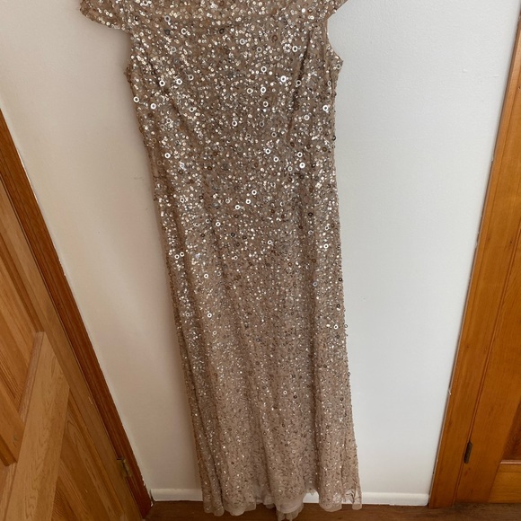 Adrianna Papell scoop back sequin gown in champagne gold - Picture 8 of 12